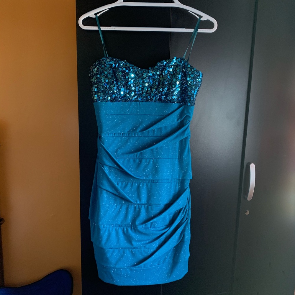 Blue sparkly party dress